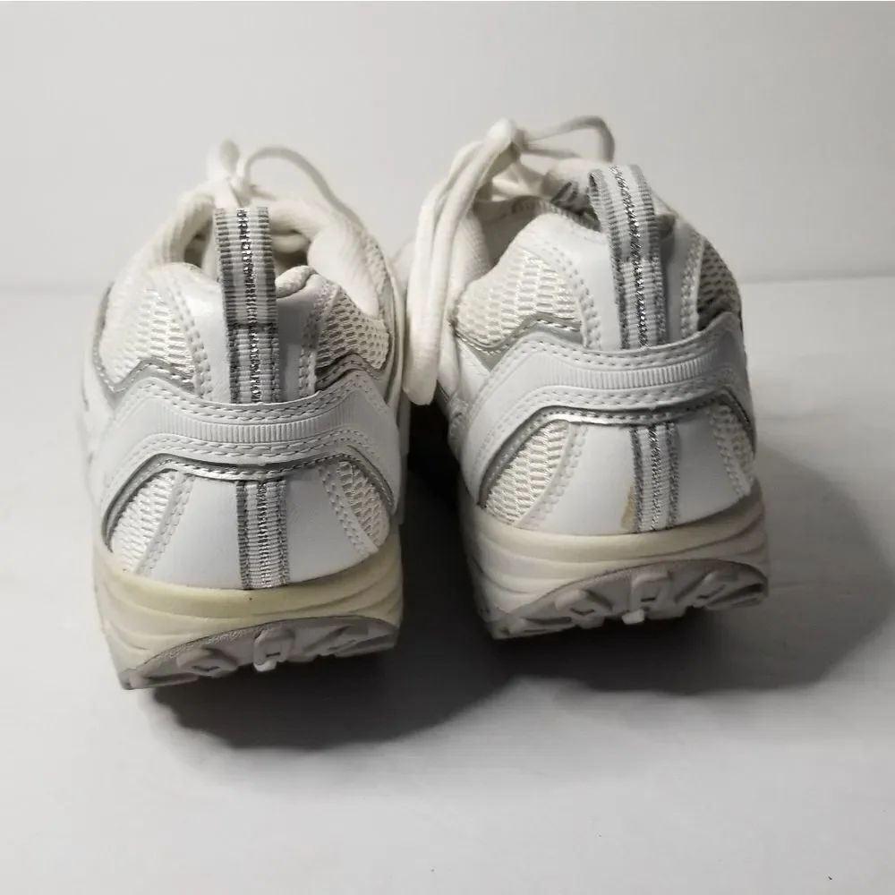 Skechers gently owned